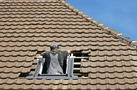 Pose de velux - Nesles-la-Montagne